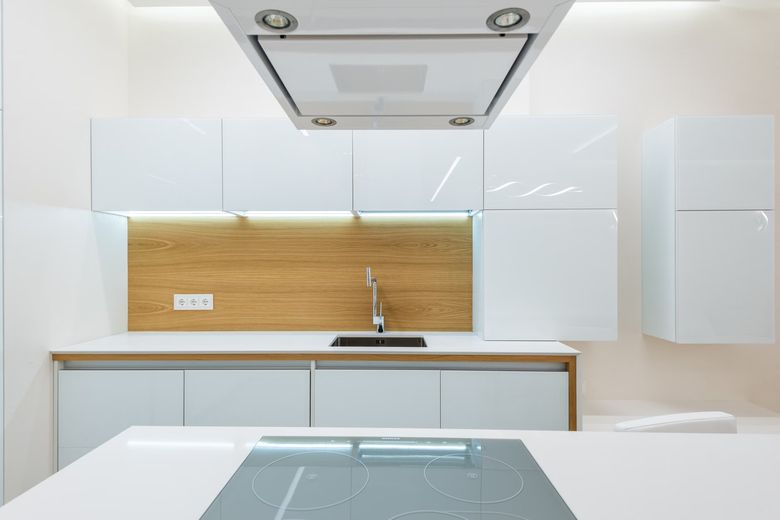 Что делать с вентиляцией при объединении кухни и гостиной?